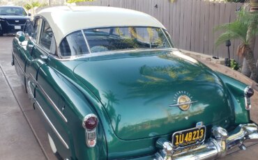 Oldsmobile-Ninety-eight-touring-sedan-1951-Green-Green-4