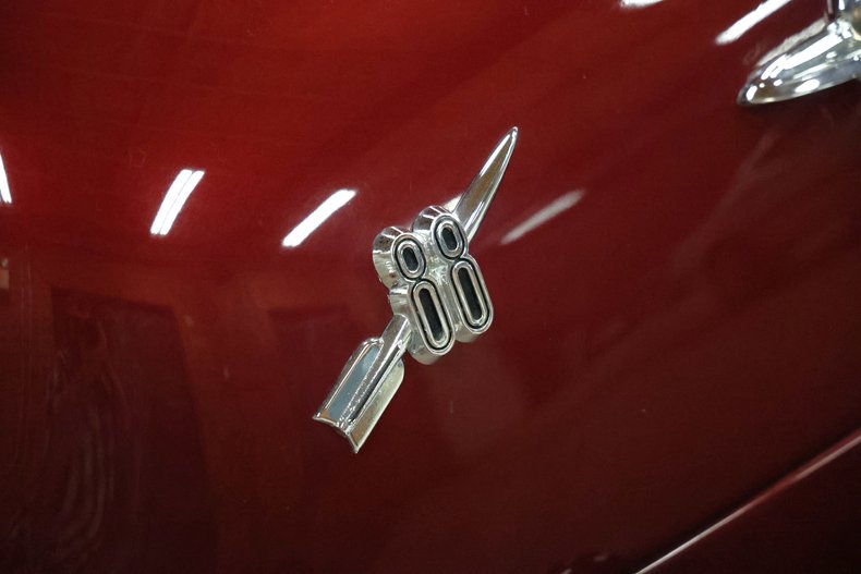 Oldsmobile-Rocket-88-1949-Burgundy-Dark-Charcoal-10
