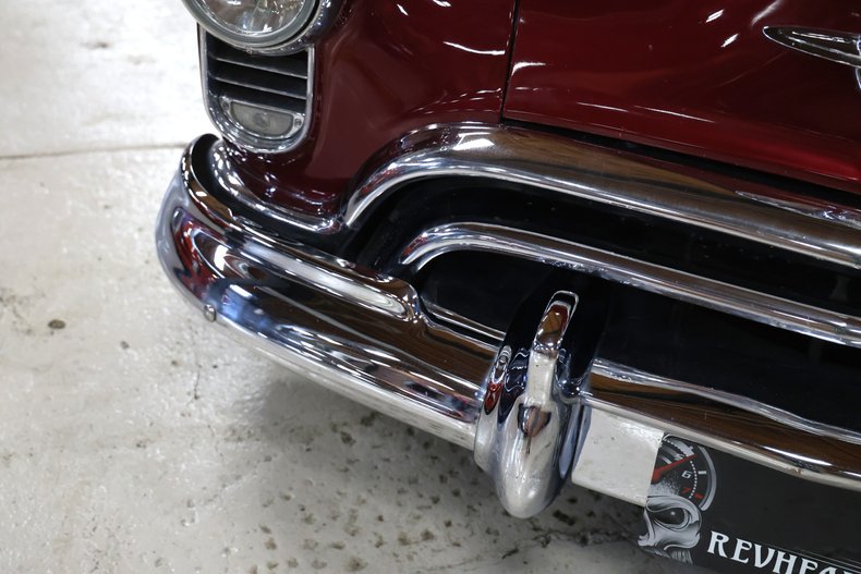 Oldsmobile-Rocket-88-1949-Burgundy-Dark-Charcoal-19
