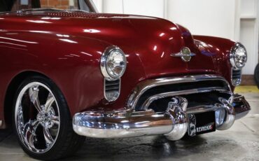 Oldsmobile-Rocket-88-1949-Burgundy-Dark-Charcoal-21