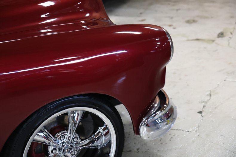 Oldsmobile-Rocket-88-1949-Burgundy-Dark-Charcoal-27