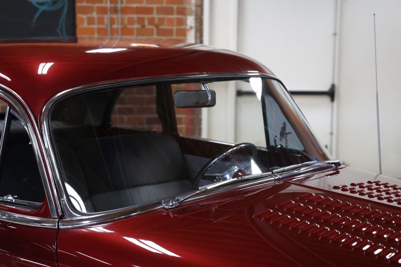 Oldsmobile-Rocket-88-1949-Burgundy-Dark-Charcoal-28