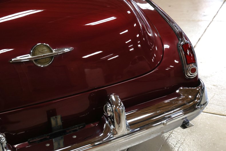 Oldsmobile-Rocket-88-1949-Burgundy-Dark-Charcoal-3
