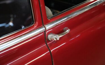 Oldsmobile-Rocket-88-1949-Burgundy-Dark-Charcoal-32