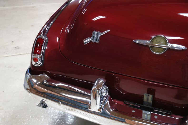 Oldsmobile-Rocket-88-1949-Burgundy-Dark-Charcoal-4