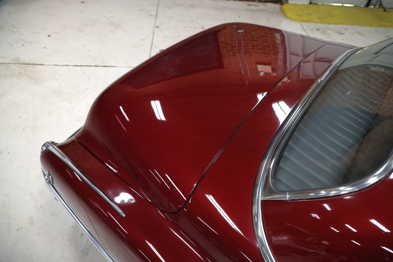 Oldsmobile-Rocket-88-1949-Burgundy-Dark-Charcoal-47