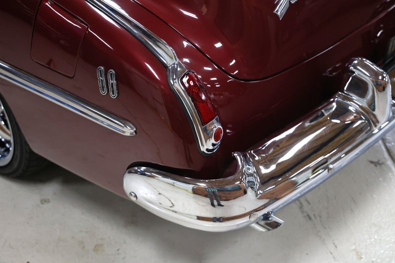 Oldsmobile-Rocket-88-1949-Burgundy-Dark-Charcoal-8