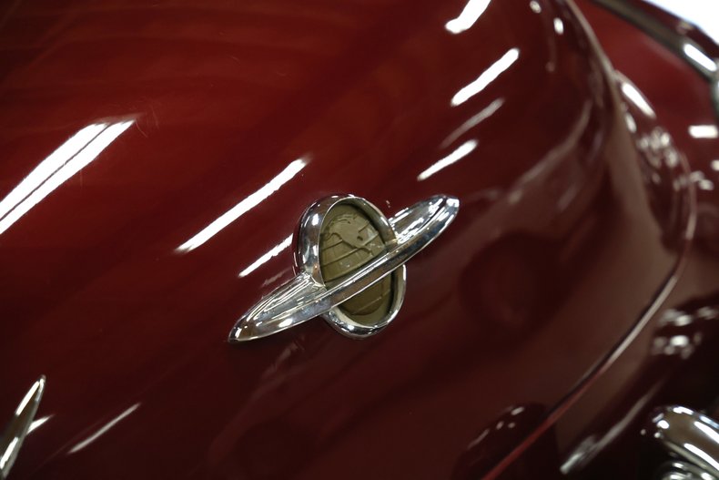 Oldsmobile-Rocket-88-1949-Burgundy-Dark-Charcoal-9