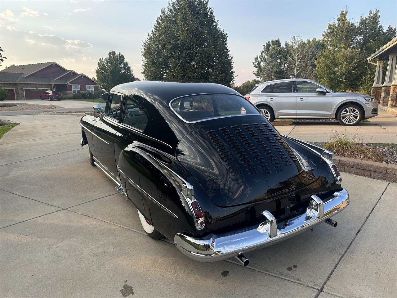 Oldsmobile-Rocket-88-1950-Black-Grey-1