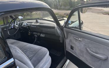 Oldsmobile-Rocket-88-1950-Black-Grey-11