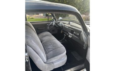 Oldsmobile-Rocket-88-1950-Black-Grey-13