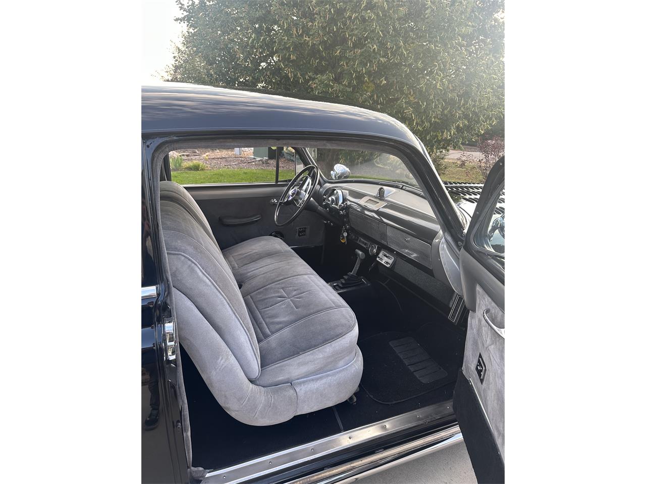 Oldsmobile-Rocket-88-1950-Black-Grey-14