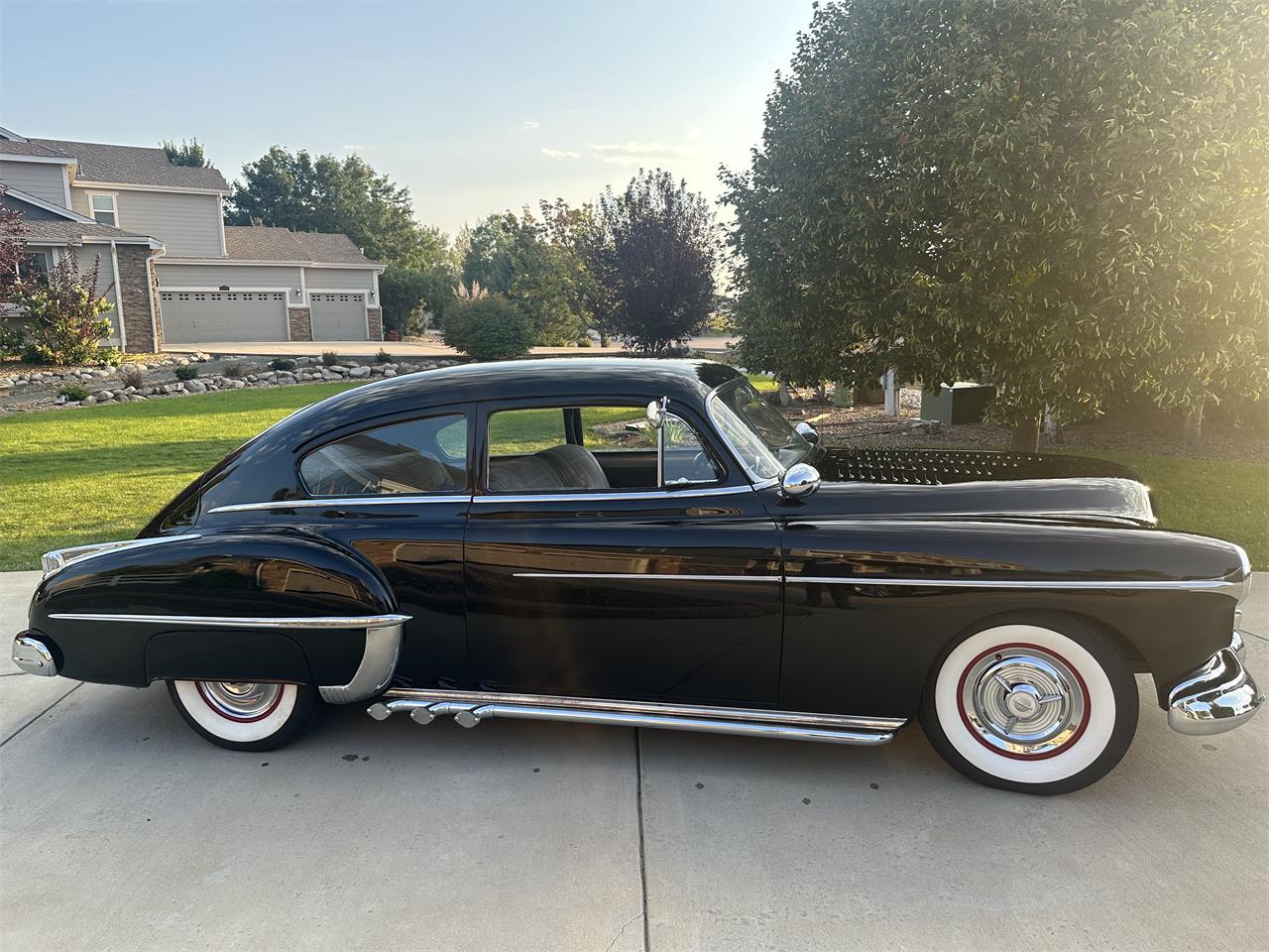 Oldsmobile-Rocket-88-1950-Black-Grey-16