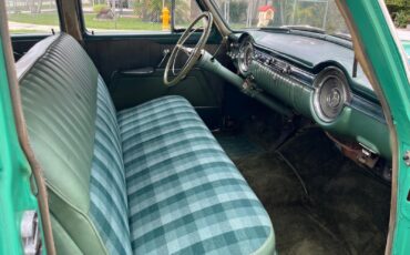 Oldsmobile-Rocket-88-1953-Sedan-10