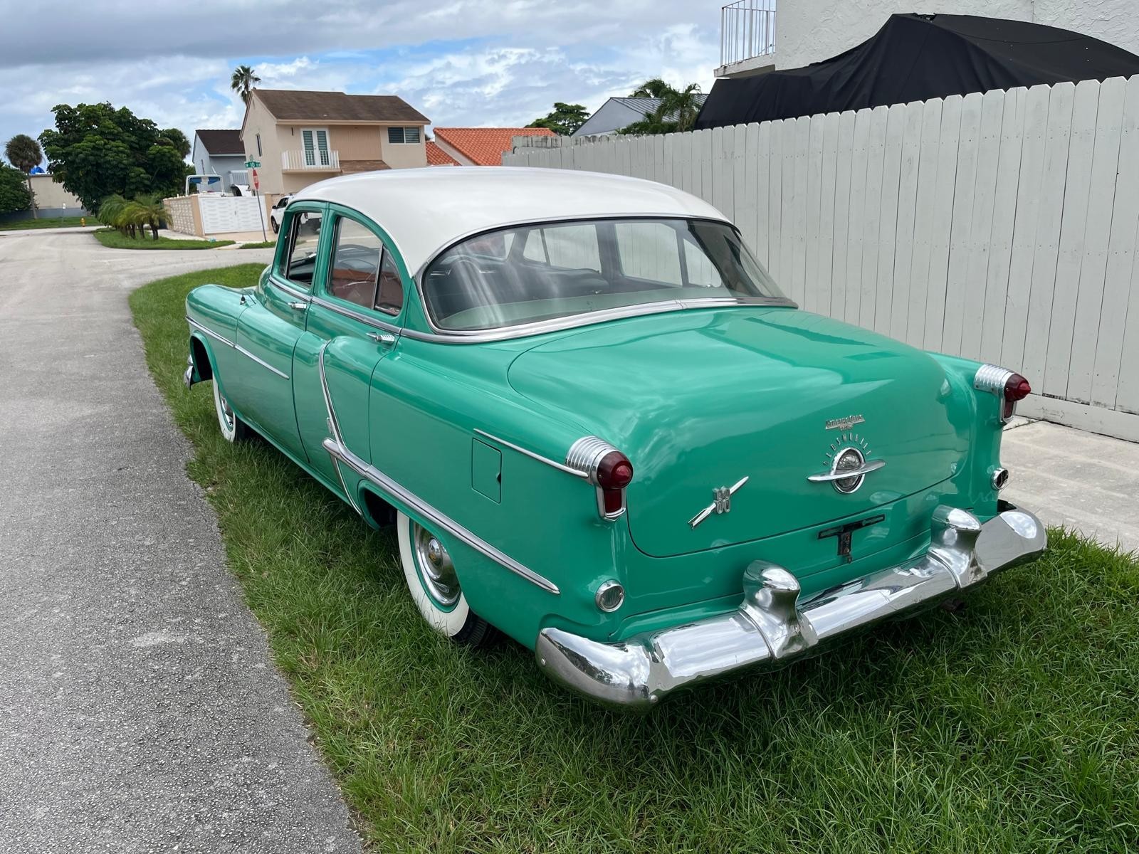 Oldsmobile-Rocket-88-1953-Sedan-5