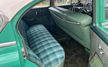 Oldsmobile-Rocket-88-1953-Sedan-8
