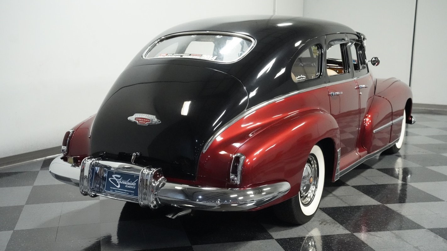 Oldsmobile-Series-76-1948-Sedan-10