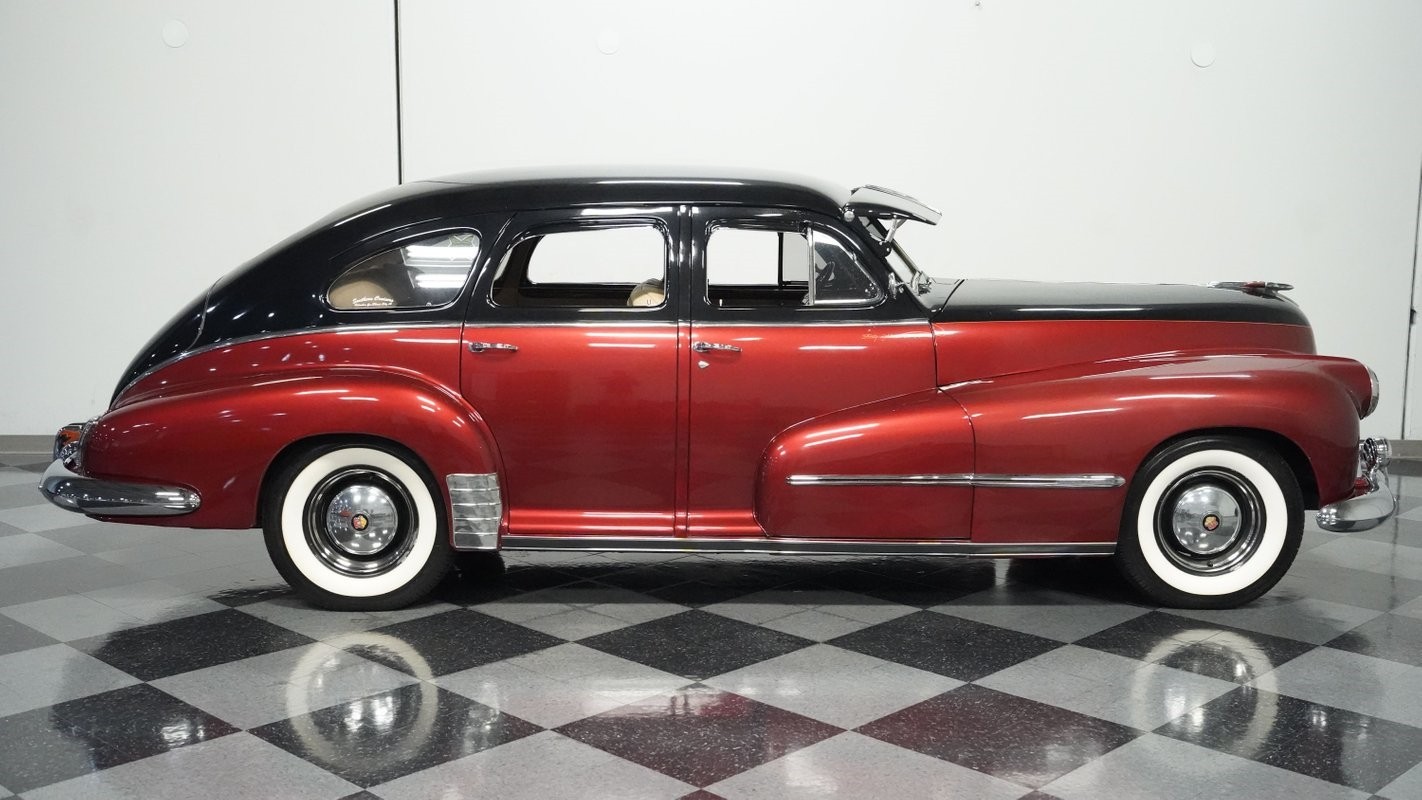 Oldsmobile-Series-76-1948-Sedan-12