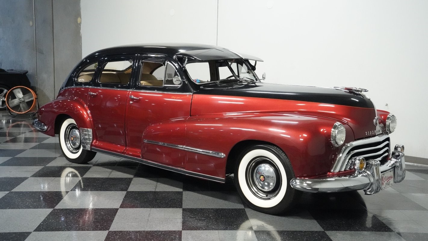 Oldsmobile-Series-76-1948-Sedan-13