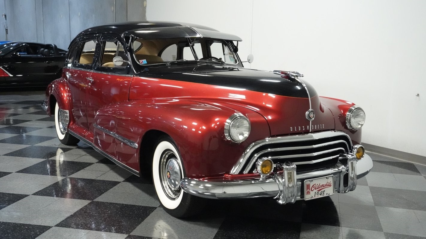 Oldsmobile-Series-76-1948-Sedan-14