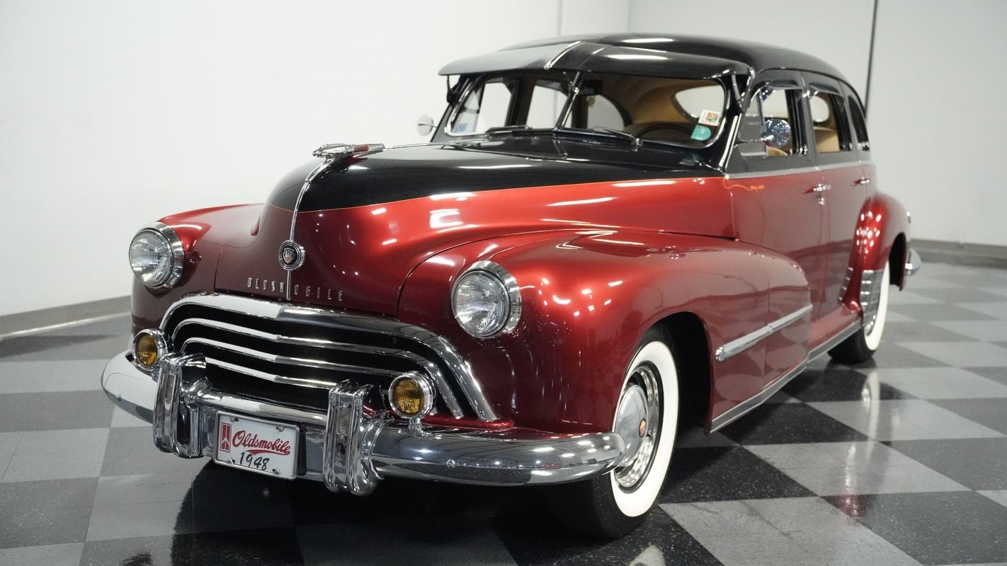 Oldsmobile-Series-76-1948-Sedan-16