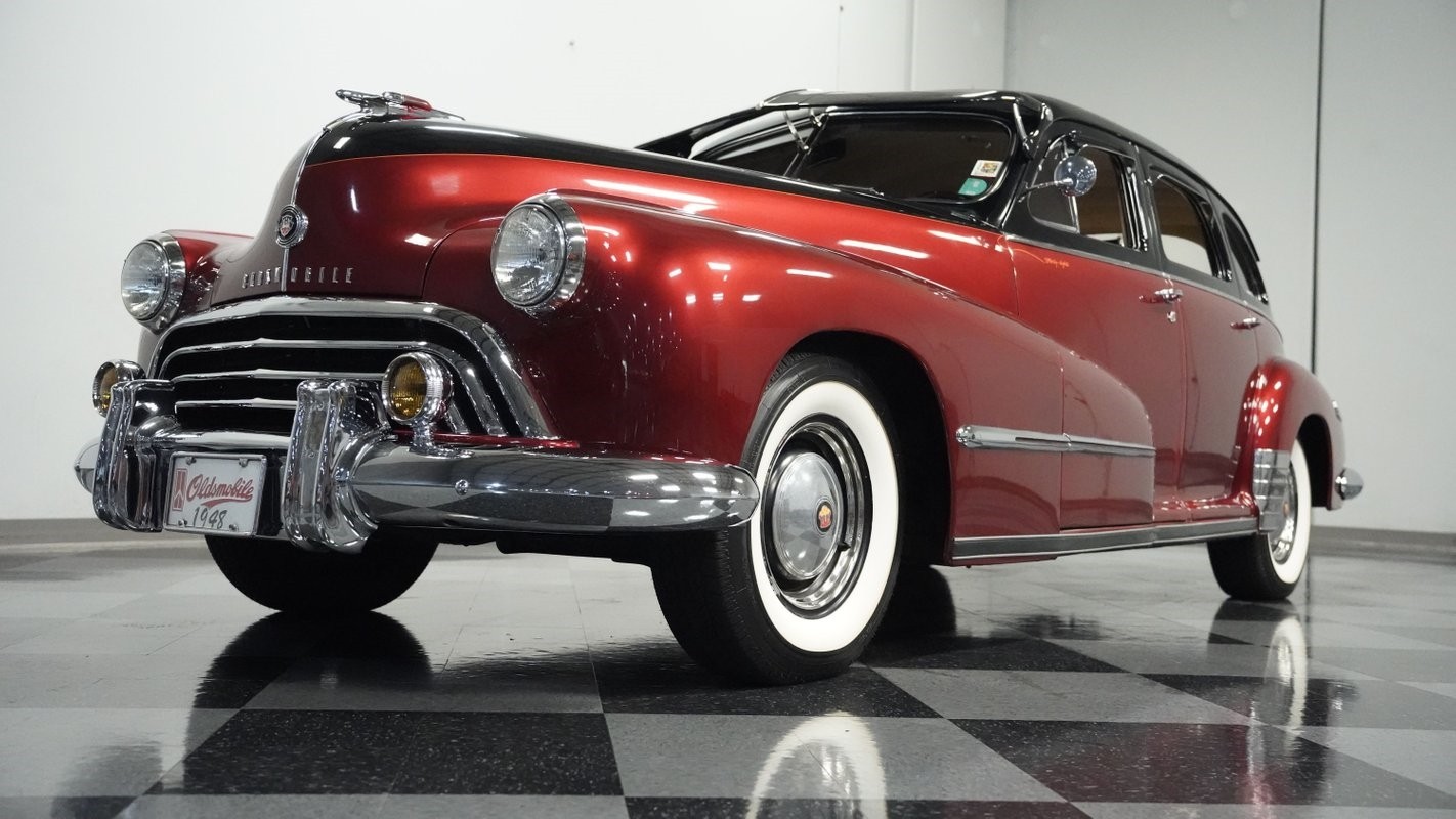 Oldsmobile-Series-76-1948-Sedan-19