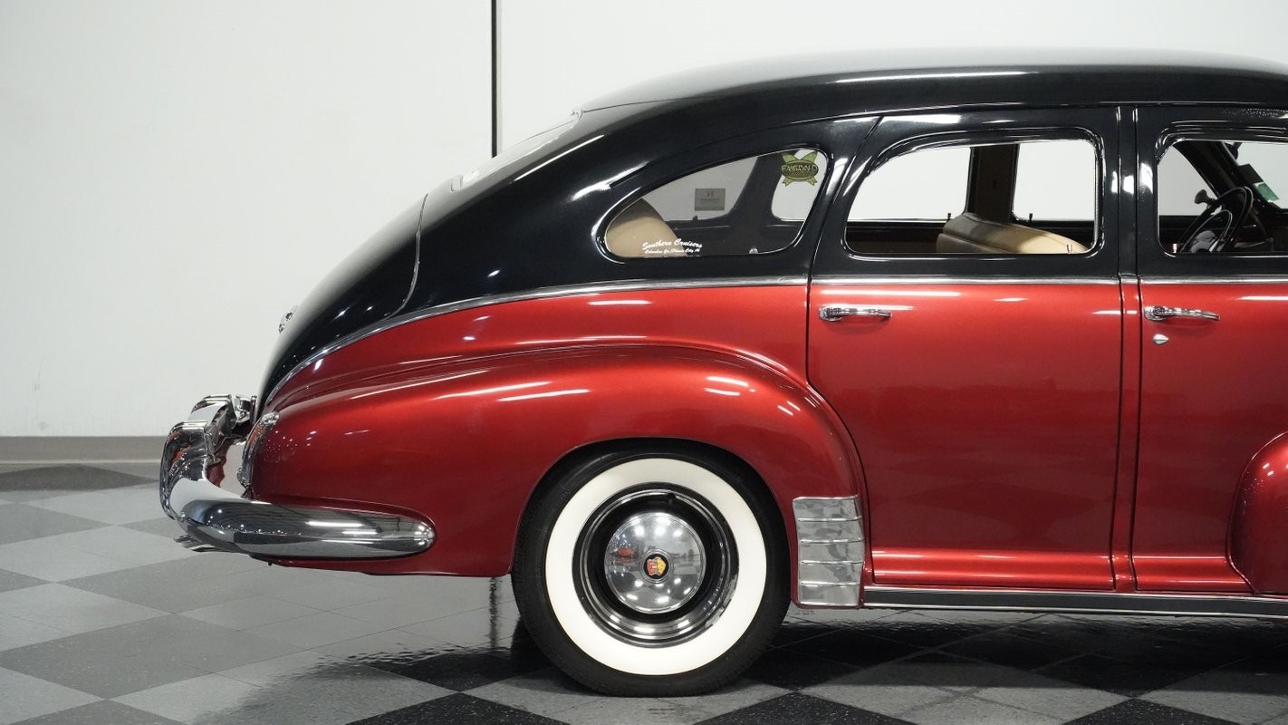 Oldsmobile-Series-76-1948-Sedan-26