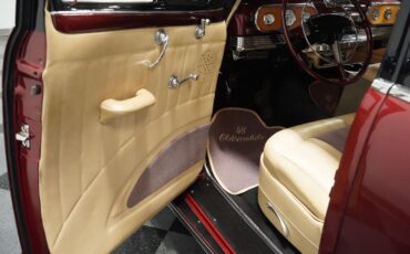 Oldsmobile-Series-76-1948-Sedan-31