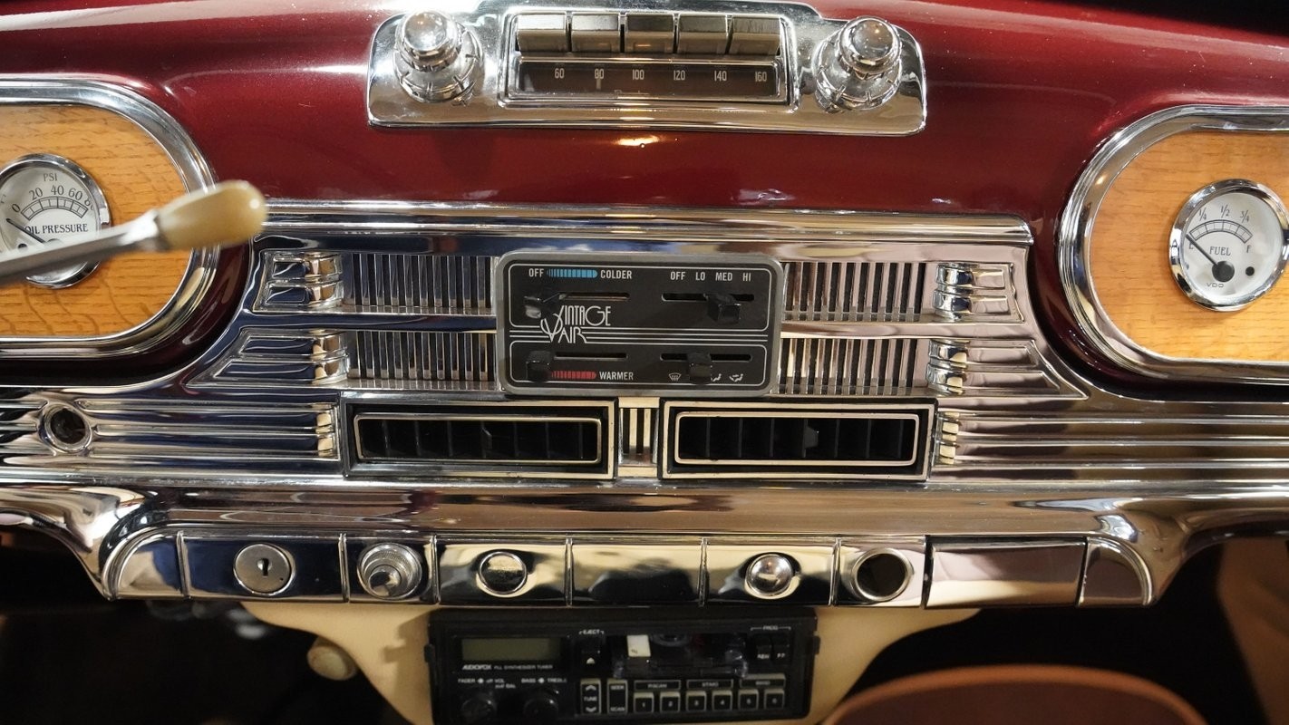 Oldsmobile-Series-76-1948-Sedan-37