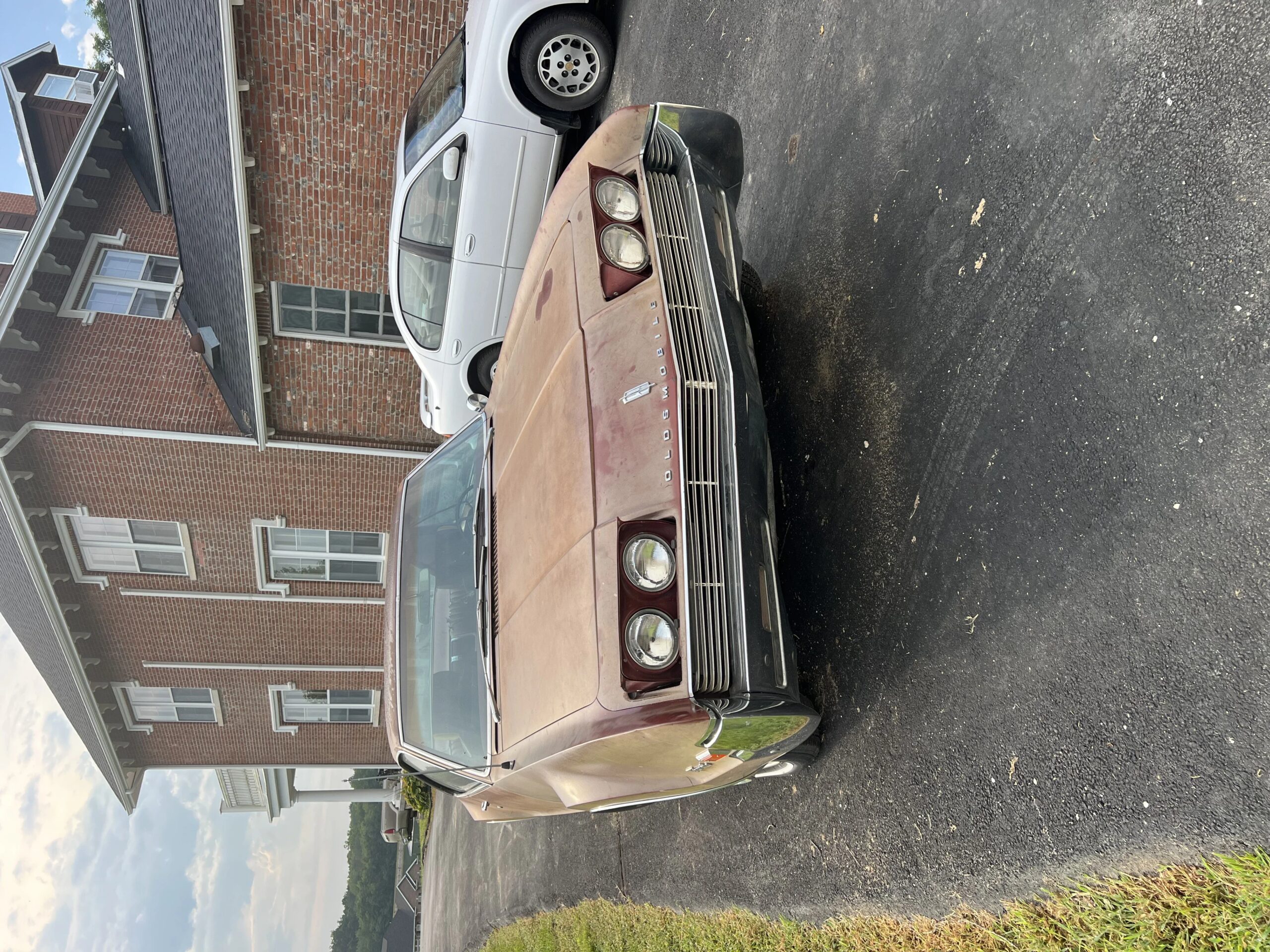 Oldsmobile-Toronado-1966-Red-Red-1