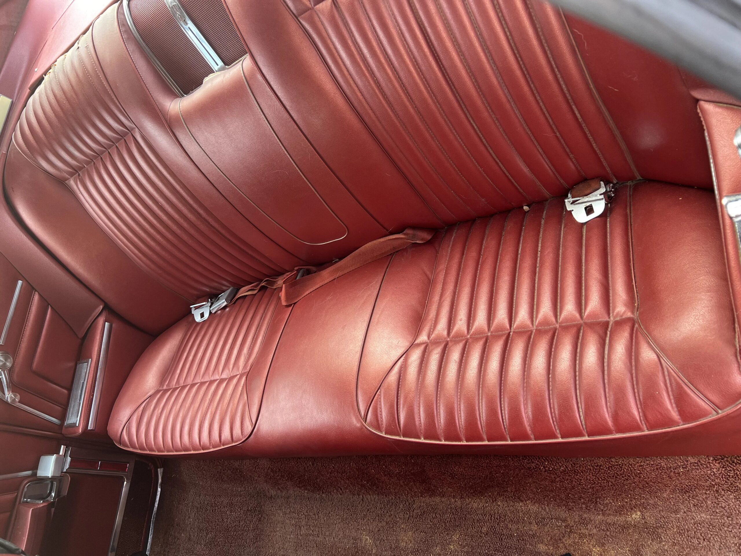Oldsmobile-Toronado-1966-Red-Red-10