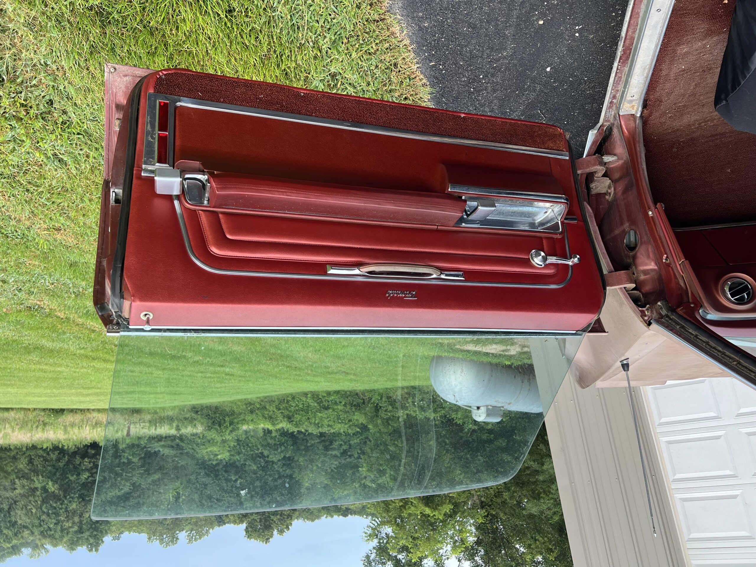 Oldsmobile-Toronado-1966-Red-Red-23