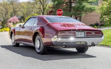 Oldsmobile-Toronado-1967-Red-Red-12