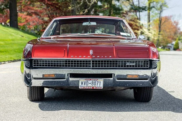 Oldsmobile-Toronado-1967-Red-Red-15