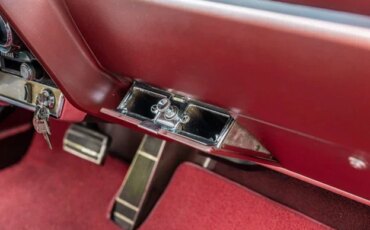 Oldsmobile-Toronado-1967-Red-Red-29