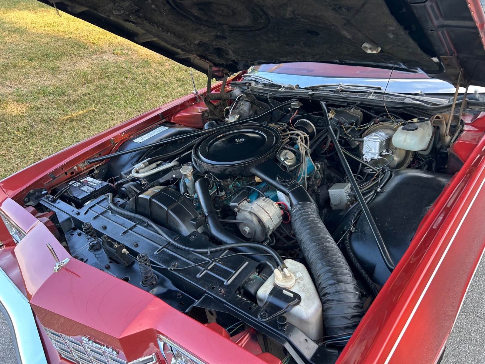 Oldsmobile-Toronado-1977-Coupe-16