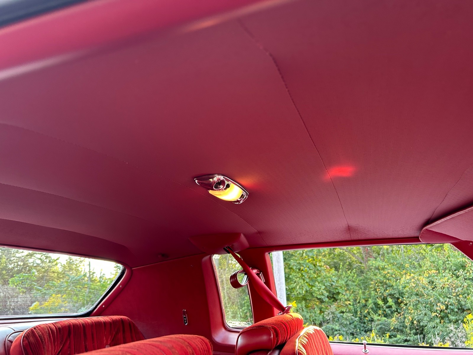 Oldsmobile-Toronado-1977-Coupe-27