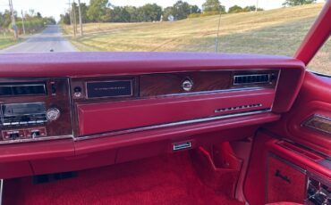 Oldsmobile-Toronado-1977-Coupe-34