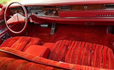 Oldsmobile-Toronado-1977-Coupe-37