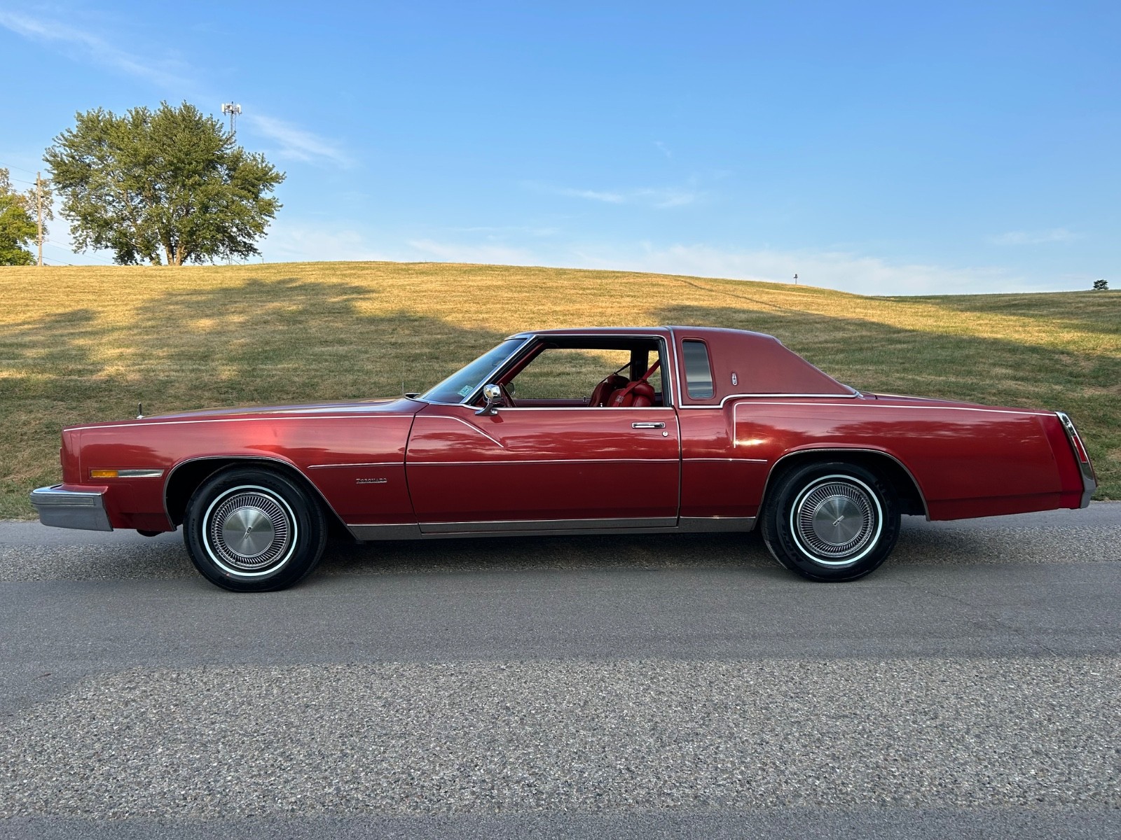 Oldsmobile Toronado 1977 Coupe