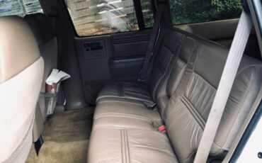 Oldsmobile-bravada-1993-white-5