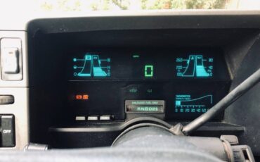 Oldsmobile-bravada-1993-white-7
