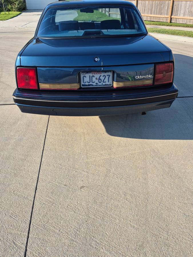 Oldsmobile-ciera-1990-7