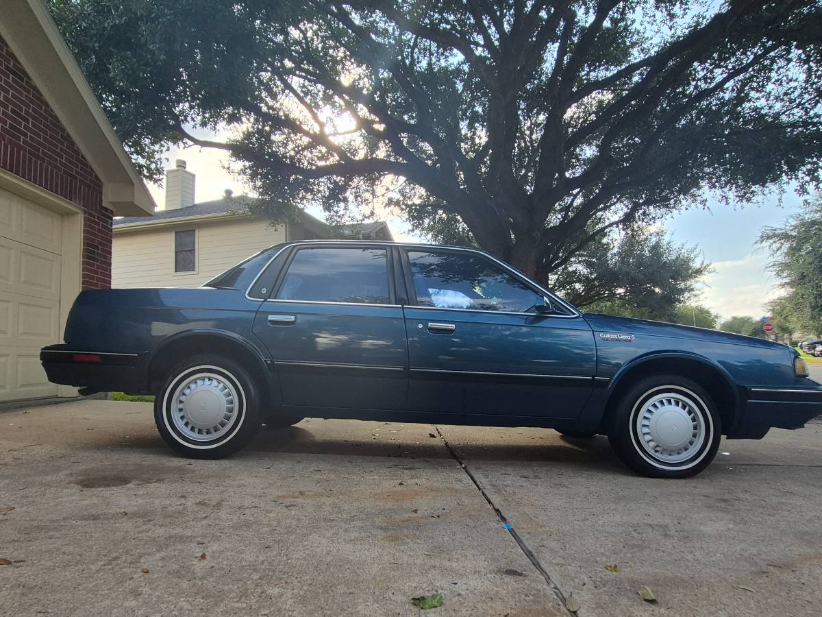 Oldsmobile-ciera-s-1990-2
