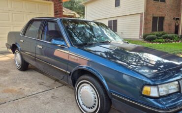 Oldsmobile-ciera-s-1990-3