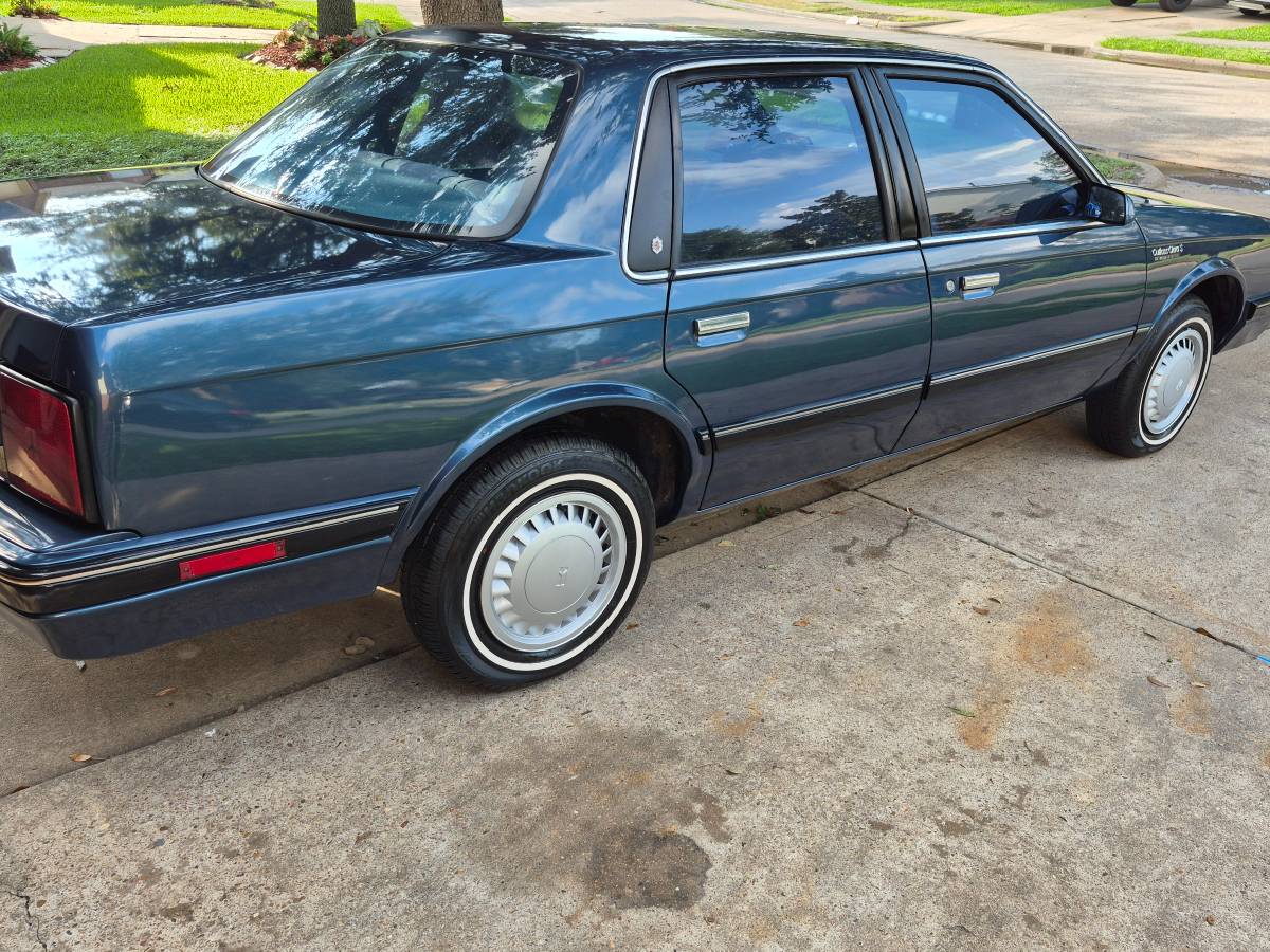 Oldsmobile-ciera-s-1990-4