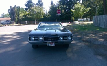 Oldsmobile-cutlass-1968-black-2