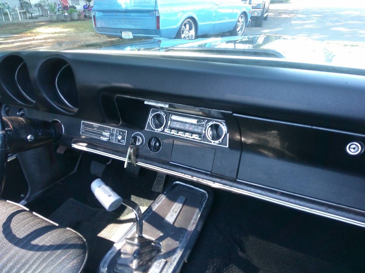 Oldsmobile-cutlass-1968-black-4