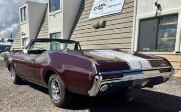 Oldsmobile-cutlass-1968-custom-1