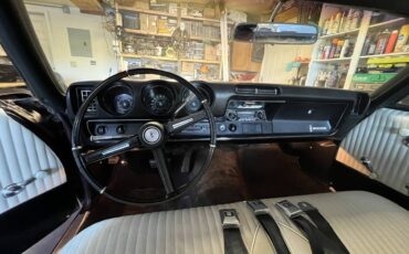 Oldsmobile-cutlass-1968-custom-3